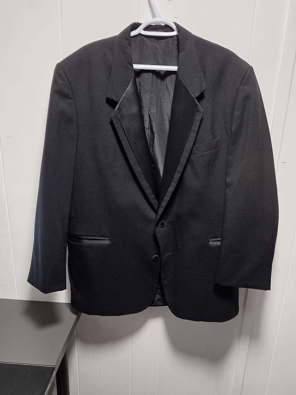 Vintage Men's Oscar de la Renta Formal Black Tuxedo Jacket Blazer (Size 44R )